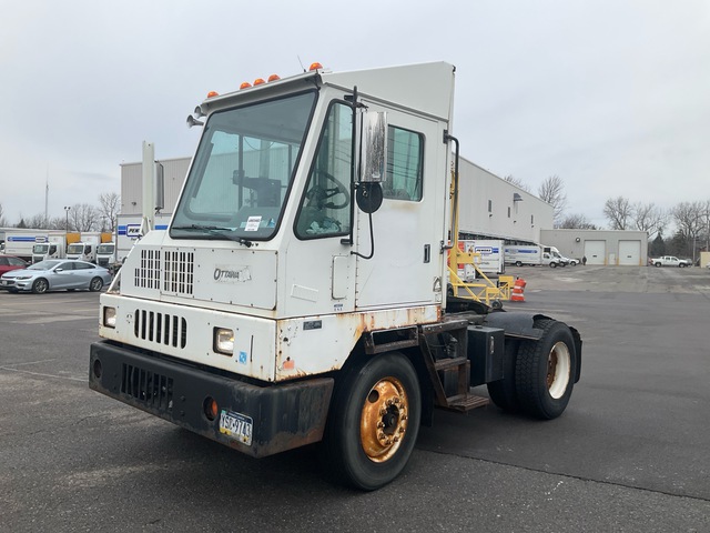 2005 Ottawa CYT 30 4x2 Spotter Truck
