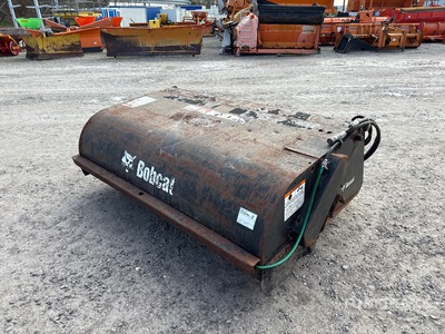 2013 Bobcat Sweeper 72 Miotła