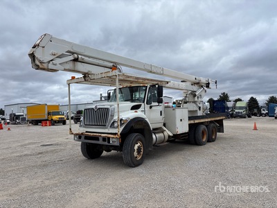 2012 Hi-ranger RM-73 75 ft on 2013 International 7500 Work star 6x6 Camion de cubo