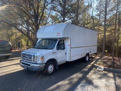 2008 Ford E-350 4x2 Van Truck