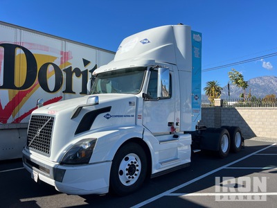 2018 (unverified) Volvo VNL CNG 6x4 T/A Day Cab Truck Tractor (Inoperable)