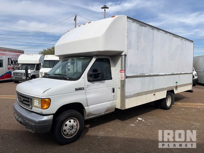 2007 Ford E-350 Cutaway فان نقل