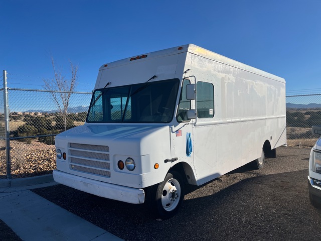 2002 Workhorse P42 4x2 Step Van