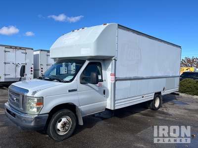 2008 Ford E-350 Cutaway فان نقل