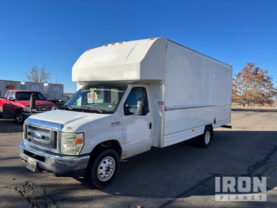 2008 Ford E-350 Cutaway فان نقل