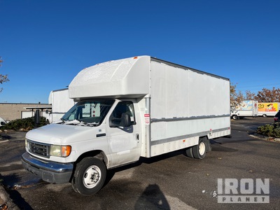 2007 Ford E-350 Cutaway فان نقل