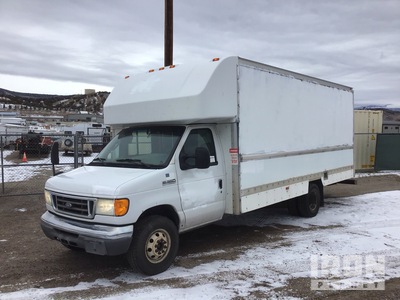 2007 Ford E-350 Cutaway Furgoneta de carga
