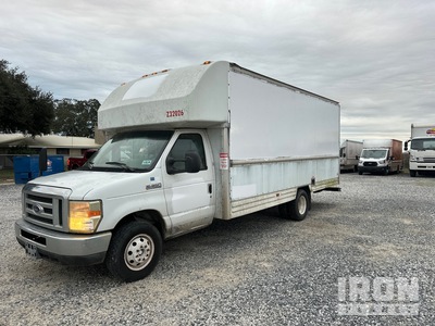 2008 Ford E-350 Cutaway فان نقل
