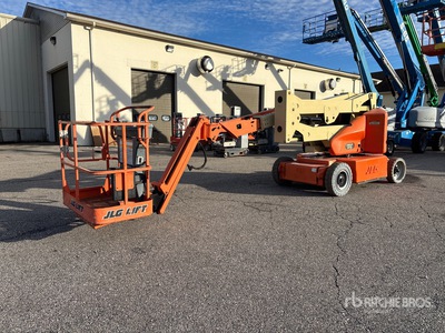 2011 JLG E400AJP 2WD Electric Articulating Boom Lift