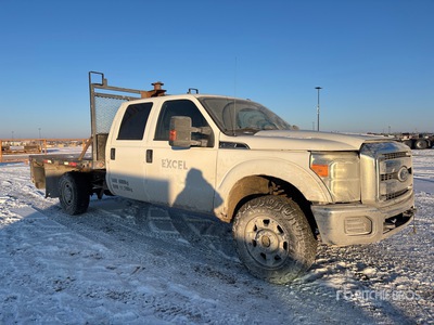 2011 Ford F-350 XLT 4x4 Crew Cab Flatbed Truck