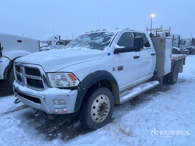 2011 Ram 5500 4x2 Crew Cab Pritsche-Lkw (Inoperable)