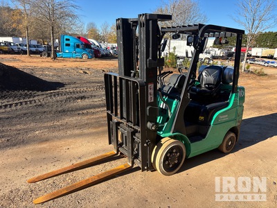 2021 Mitsubishi FGC25N 4750 lb Cushion Tire Chariot Élévateur