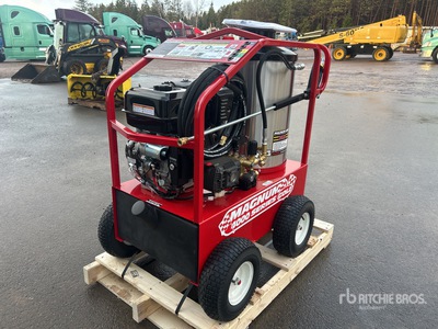 Easy-Kleen Magnum Gold Pressure Washer (Unused)