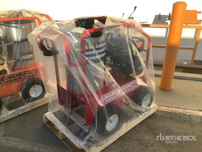 Easy-Kleen Magnum Gold Pressure Washer (Unused)