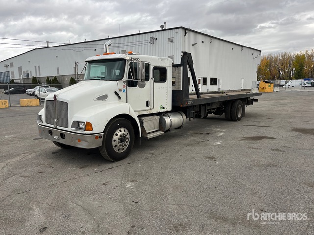 2008 Kenworth T300 4x2 Extended Cab Tilt Tray Truck | Ritchie Bros ...