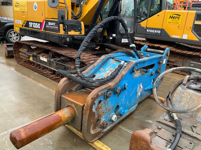 Okada Top 400 Hydraulic Breaker