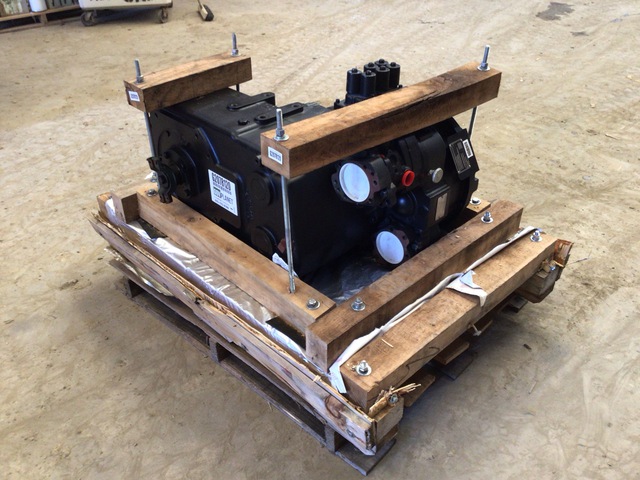 JLG Industries 1001097193 Hydraulic Transmission