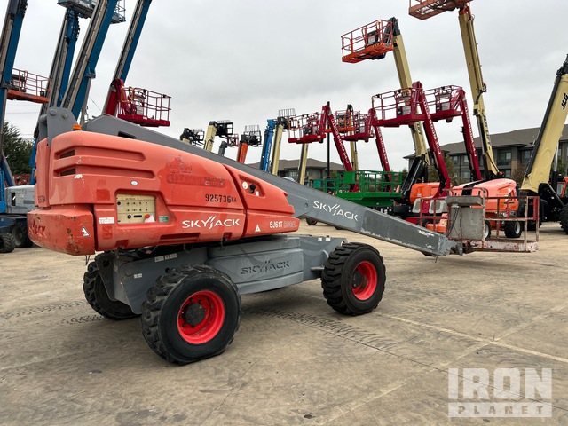 ELEVADOR TELESCóPICO 2012 SKYJACK 4WD SJ61T