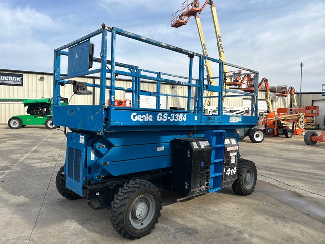 2016 Genie GS-3384 Dual Fuel 4x4 Scissor Lift