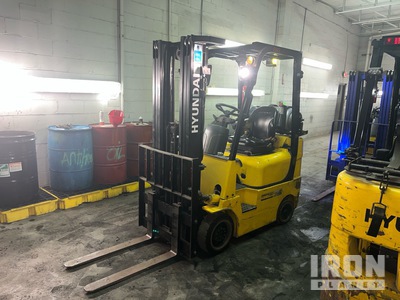 2017 Hyundai 15LC-7M 3000 lb Cushion Tire Forklift
