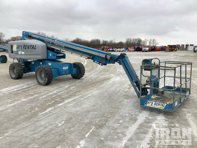 ELEVADOR TELESCóPICO 2013 GENIE 4WD S65