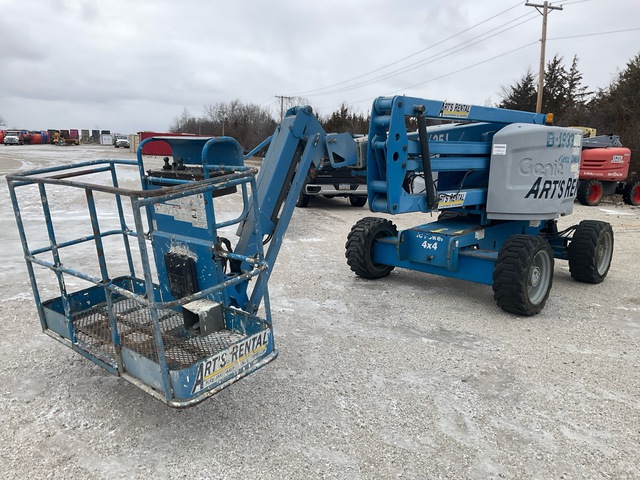 2014 Genie Z-45/25J 4WD Diesel Articulating Boom Lift