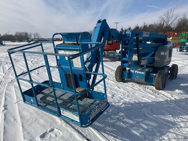 2013 Genie Z-45/25J 2WD Electric Articulating Boom Lift