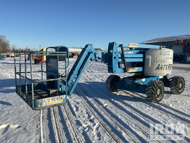 ELEVADOR ARTICULADO 2014 GENIE 4WD Z4525J