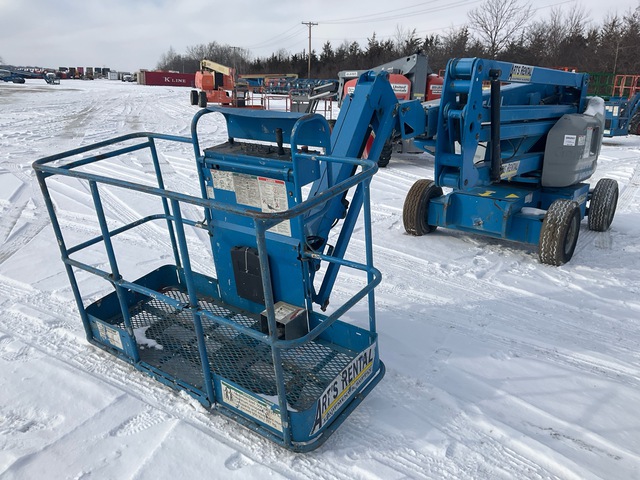 2013 Genie Z-45/25J 2WD Electric Articulating Boom Lift