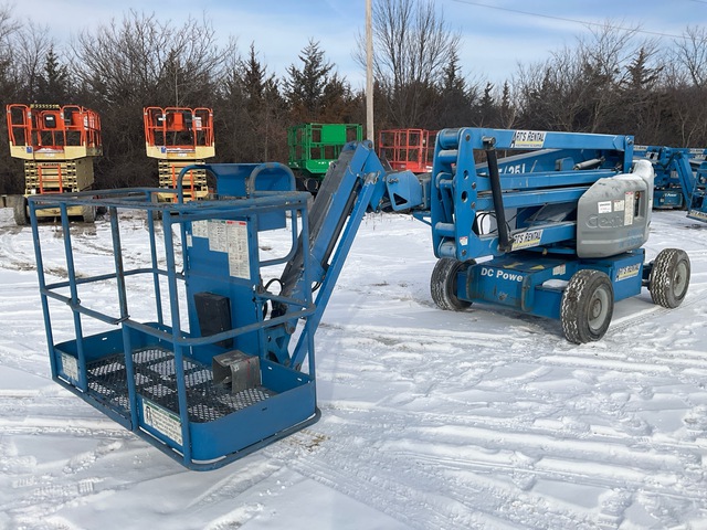 2013 Genie Z-45/25J 2WD Electric Articulating Boom Lift
