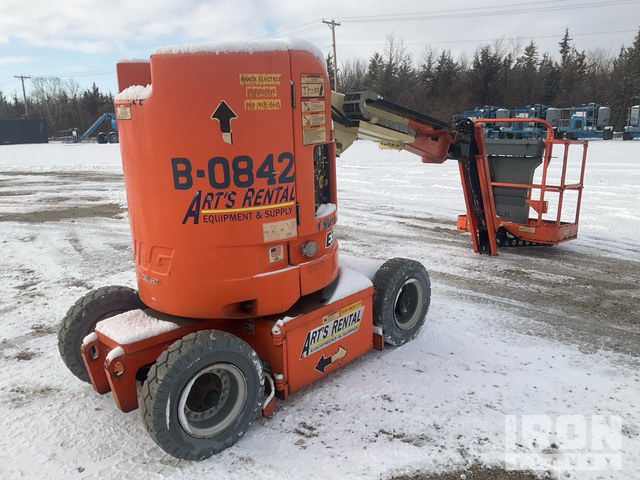 ELEVADOR ARTICULADO 2013 JLG E300AJP