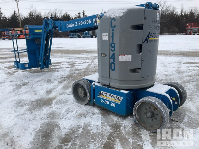 ELEVADOR ARTICULADO 2014 GENIE Z3020NRJ