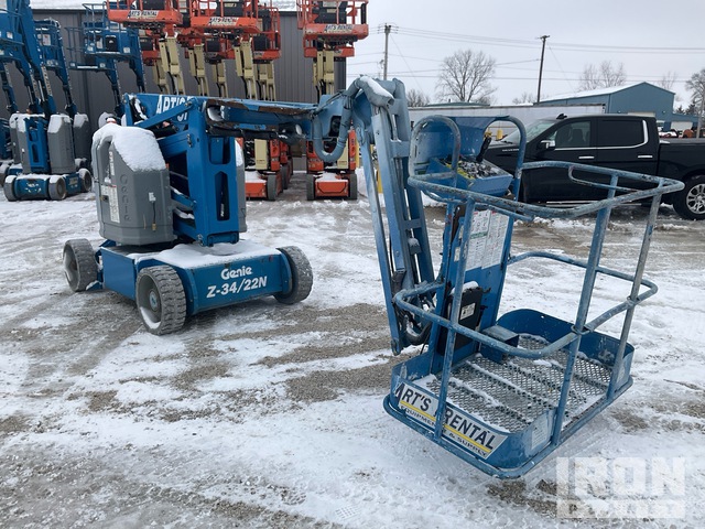 ELEVADOR ARTICULADO 2013 GENIE Z3422N