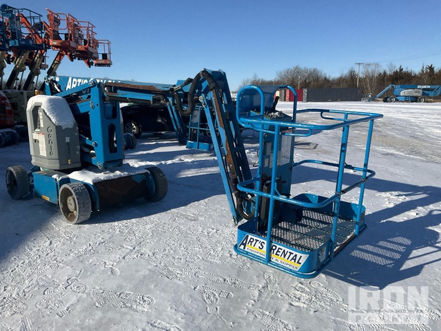 ELEVADOR ARTICULADO 2013 GENIE Z3422N
