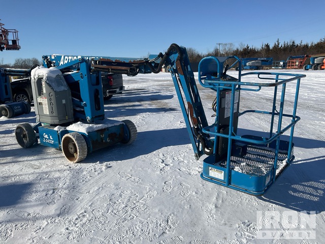 ELEVADOR ARTICULADO 2013 GENIE Z3422N