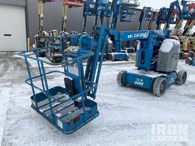 2013 Genie Z-34/22N 2WD Electric Articulating Boom Lift