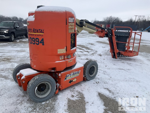 ELEVADOR ARTICULADO 2013 JLG E300AJP