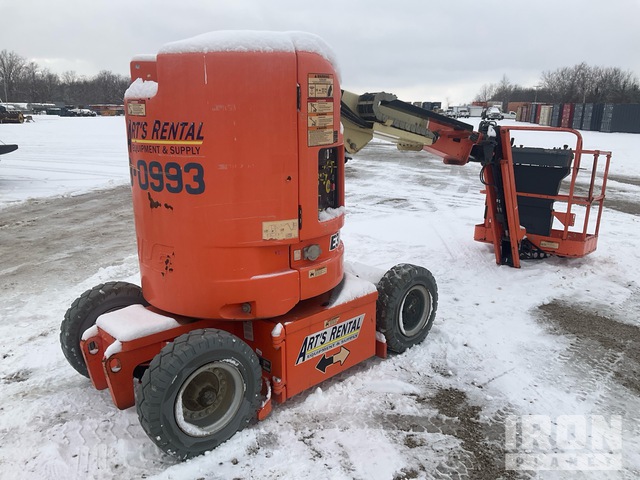 ELEVADOR ARTICULADO 2013 JLG E300AJP