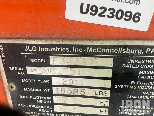 ELEVADOR ARTICULADO 2013 JLG E300AJP