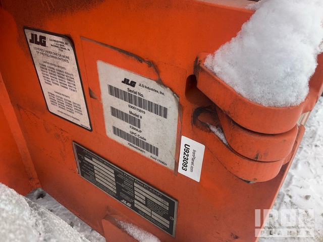 ELEVADOR ARTICULADO 2013 JLG E300AJP