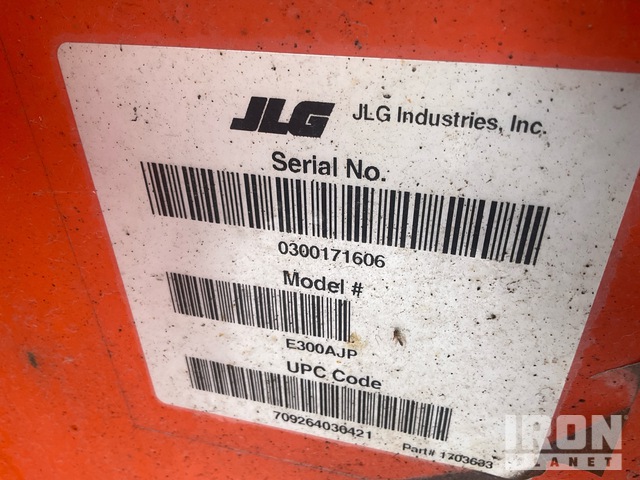 ELEVADOR ARTICULADO 2013 JLG E300AJP