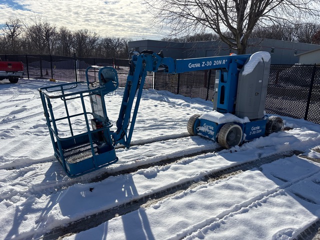 2013 Genie Z-30/20N RJ 2WD Electric Articulating Boom Lift