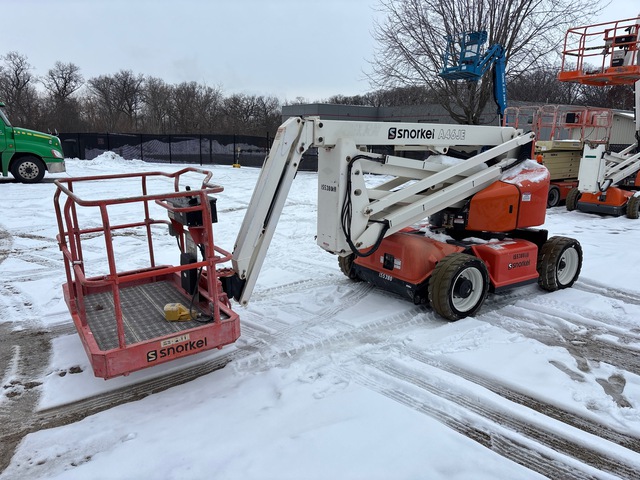 2015 Snorkel A46JE 2WD Electric Articulating Boom Lift