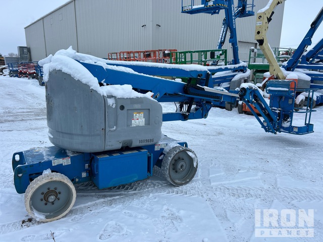 ELEVADOR ARTICULADO 2013 GENIE Z4023NRJ