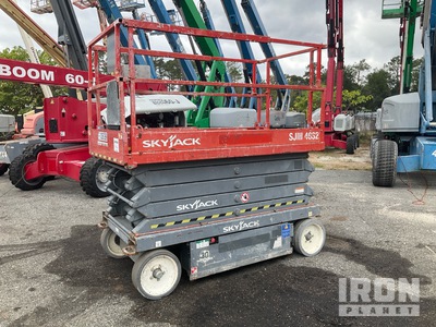 2015 SKYJACK SJIII 4632 Electric Scissor Lift