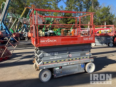 2015 SKYJACK SJIII 4632 Electric Scissor Lift