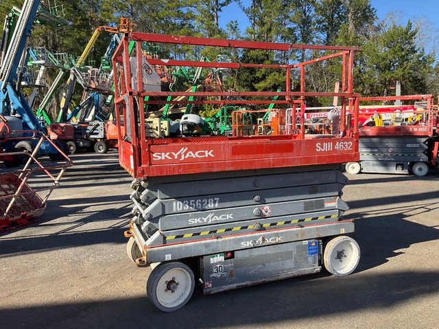 2015 Skyjack SJIII 4632 Electric Scissor Lift