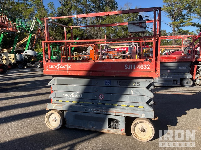 ELEVADOR TIJERA 2014 SKYJACK SJIII4632