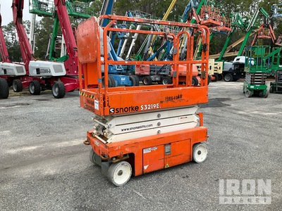2017 Snorkel S3219E Electric Scissor Lift