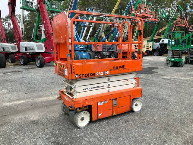 2017 Snorkel S3219E Electric Scissor Lift